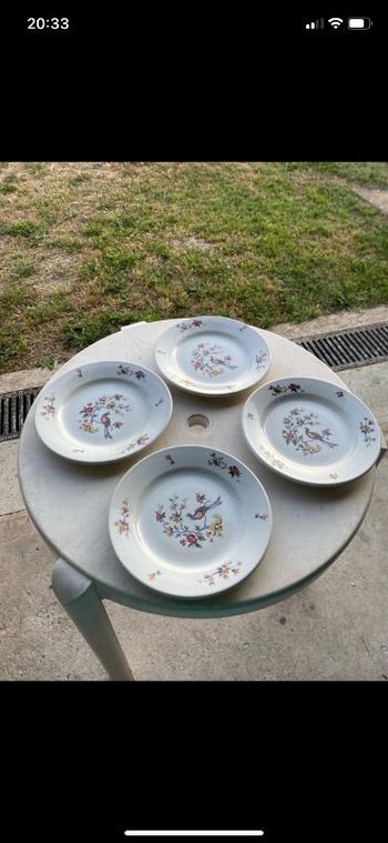Assiettes plates