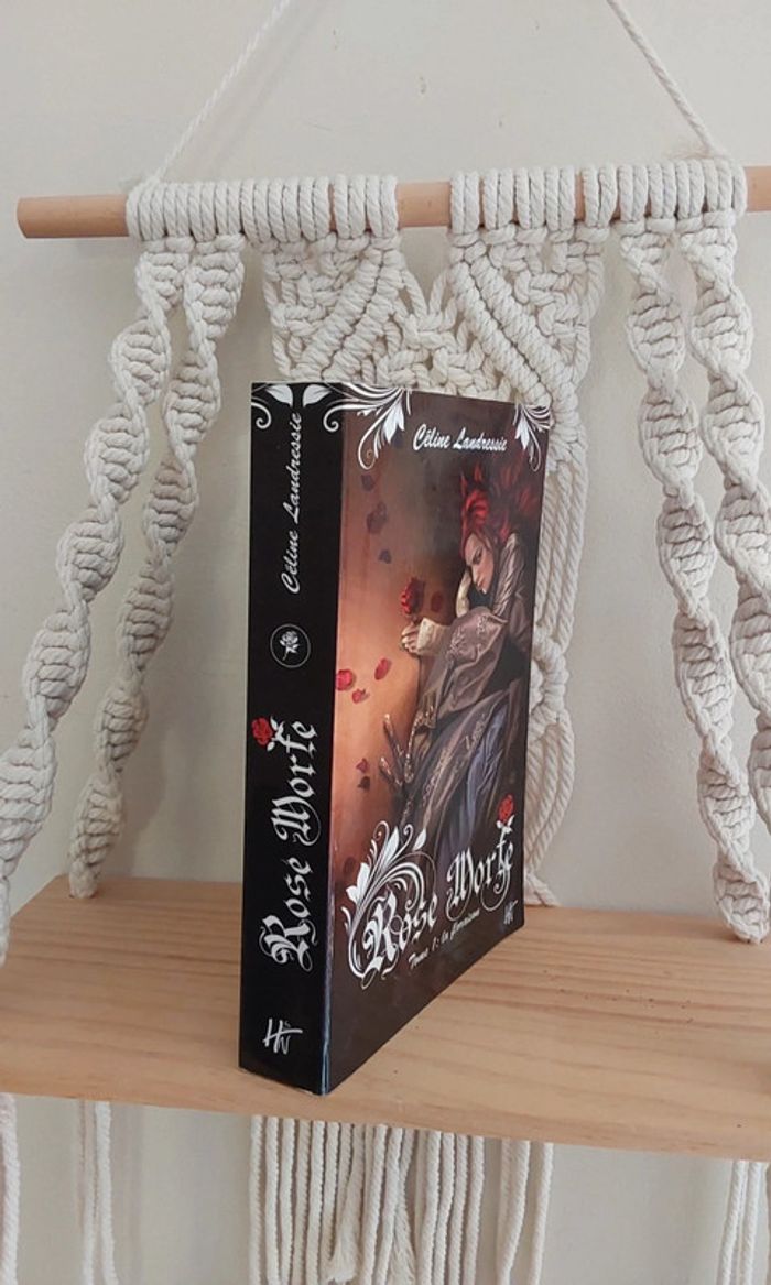 Livre NEUF Rose morte Tome 1 La floraison Céline Landressie - photo numéro 3