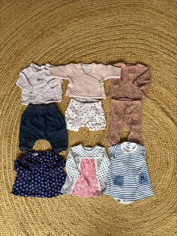 Lot de 3 tenues fillette - 3 mois - très bon état