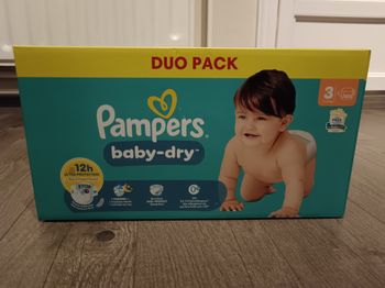 Couches pampers taille 3