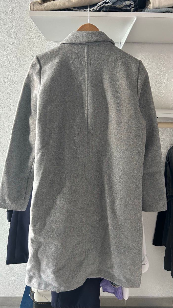 Manteau long gris chic Élégant, confortable et parfait pour l’automne/hiver ! - photo numéro 3