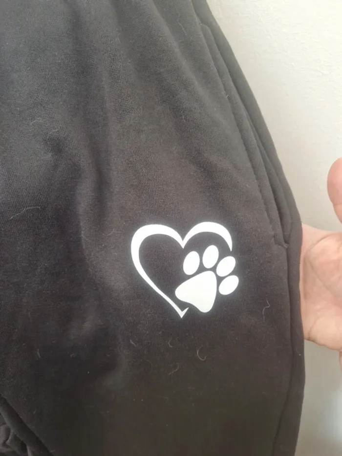 Pantalon de jogging pâte de chien cœur noir - photo numéro 2