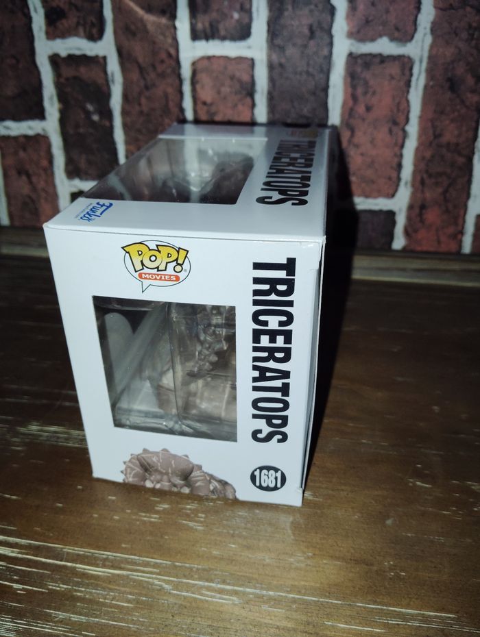 Funko pop Jurassic World Triceratops 1681 - photo numéro 3