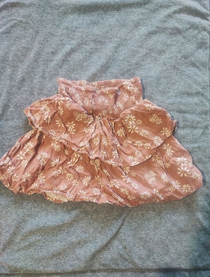 Jupe fleurie Kiabi taille 6 ans