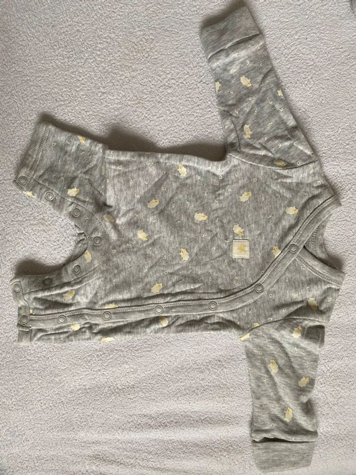 Pyjama naissance 0mois neuf - photo numéro 2