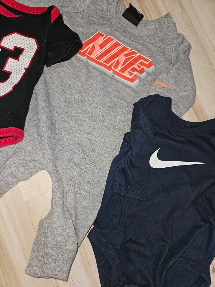 Lot Nike garçon - photo numéro 3