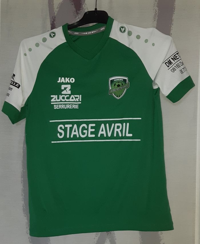Maillot de foot garcon Taille 12 ans Jako