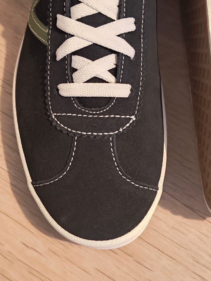 Chaussures vans old skool noir neuves taille 44.5 - photo numéro 4