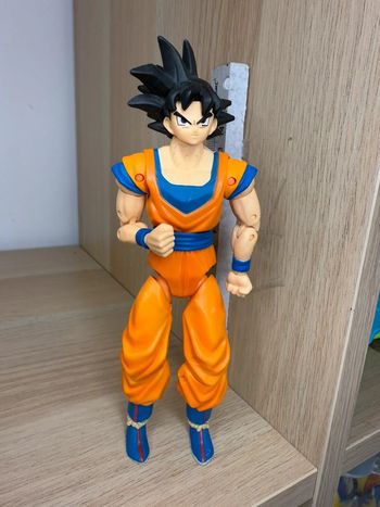 Figurine articulé goku dragon ball