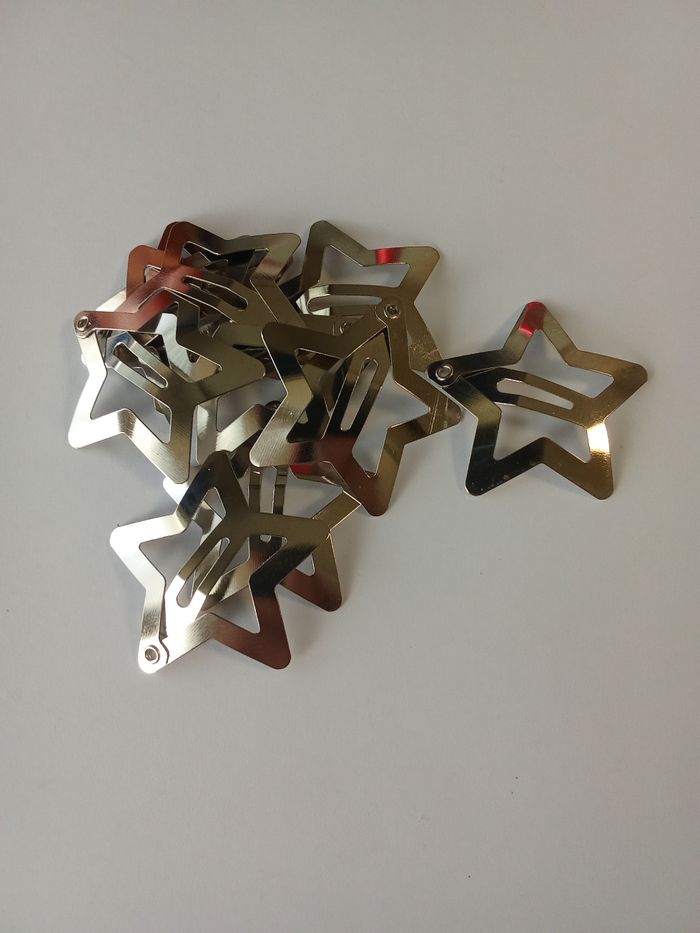 10 barrettes argentées étoiles neuves - photo numéro 3