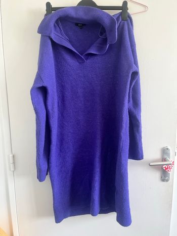 Robe pull violette