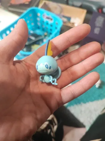 Figurine pokemon larmeleon 5cm