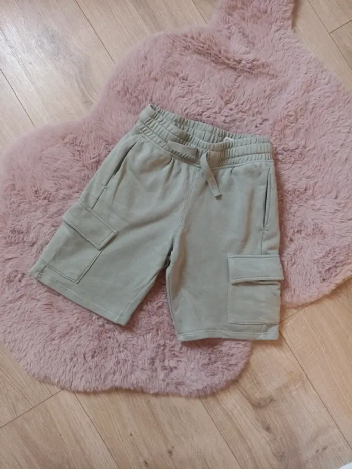 Short vert d'eau