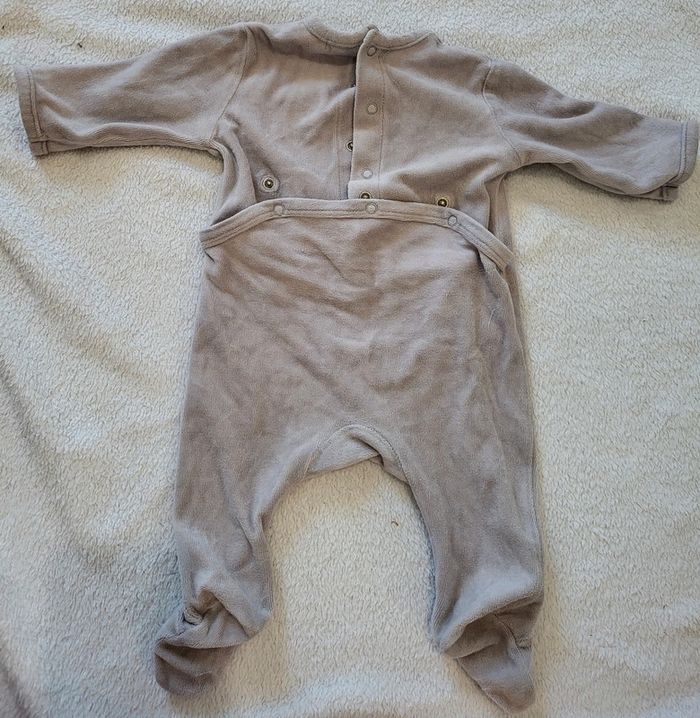 Pyjama velours (1) - photo numéro 2