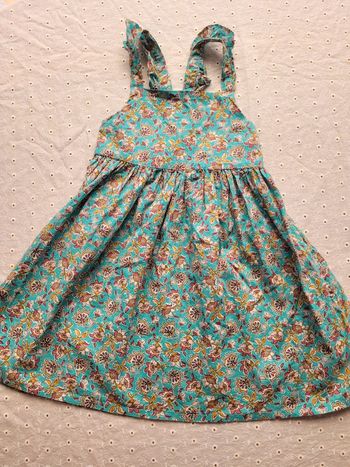 Robe bretelles 7 ans