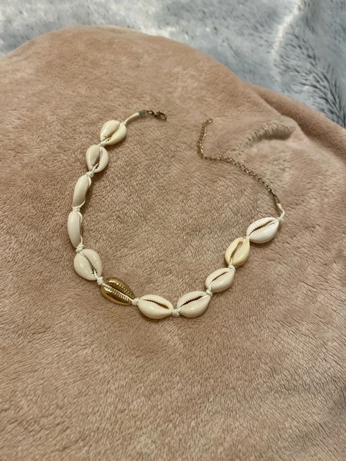 Collier coquillage