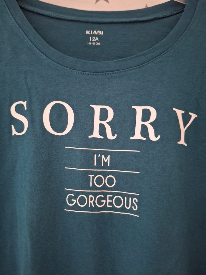 Tee-shirt bleu roi avec Inscription Sorry 12 ans Kiabi
Très bon état ni trous ni tache - photo numéro 3