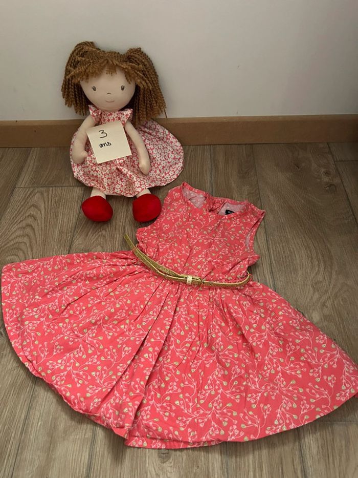 Robe dos nu 3 ans