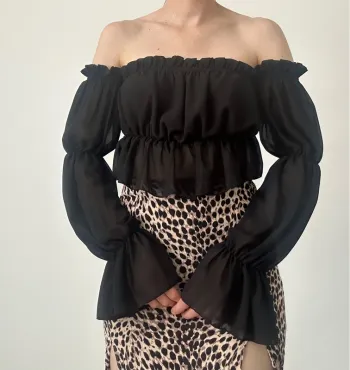 Haut noir vintage