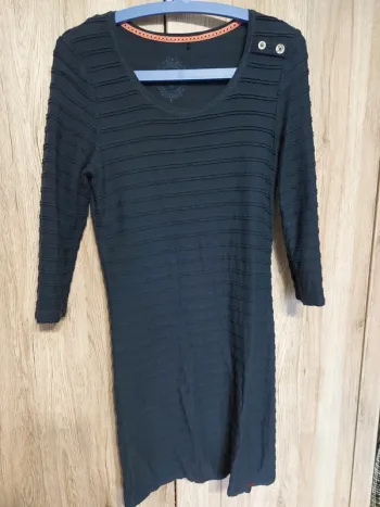 Robe liserés