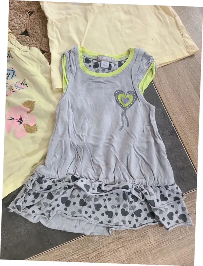 Lot t-shirts 2 ans - photo numéro 4