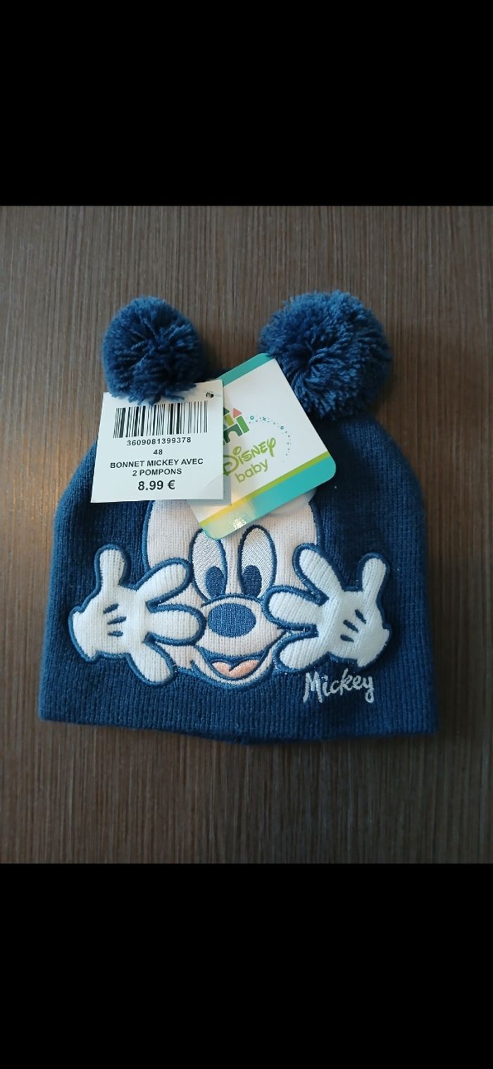 bonnet garcon Mickey disney 48 cm 12/18 mois