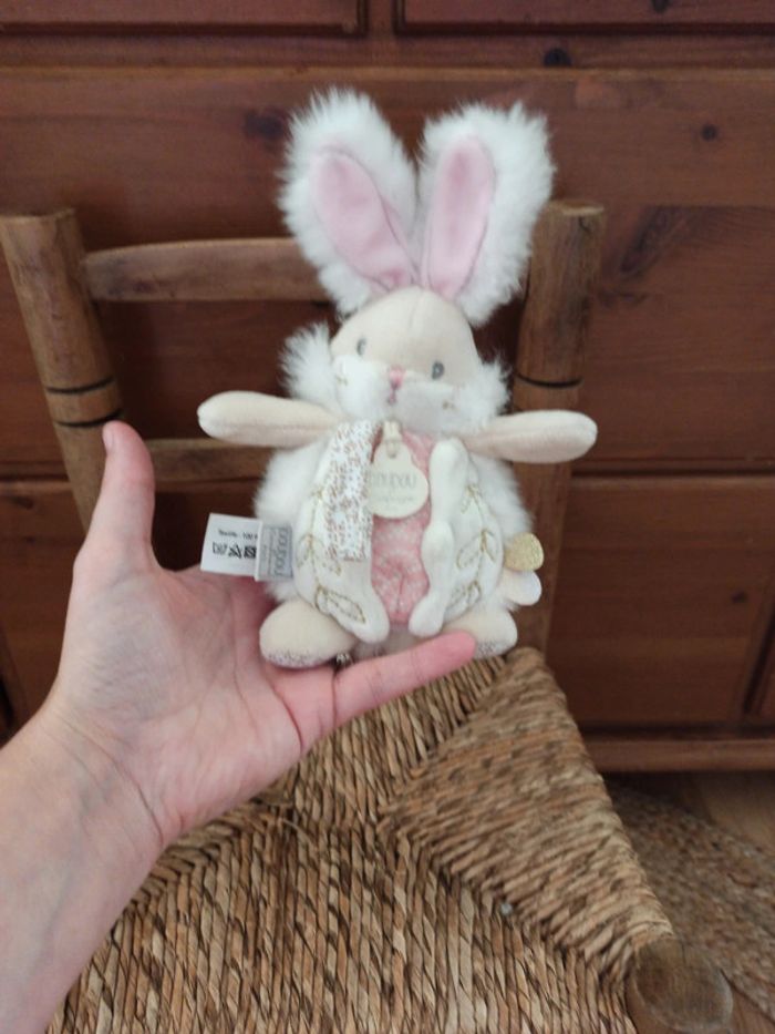 Lapin sucre rose doudou et compagnie hochet tbe - photo numéro 3