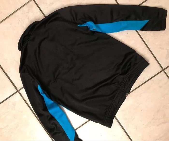 Haut de survêtement Adidas 7 / 8 ans - photo numéro 4