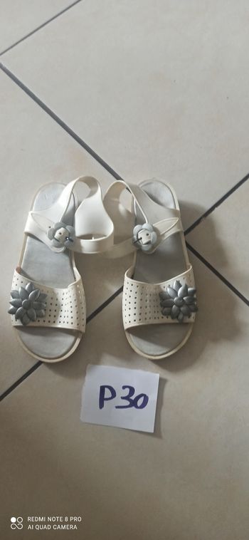 Sandales p. 30