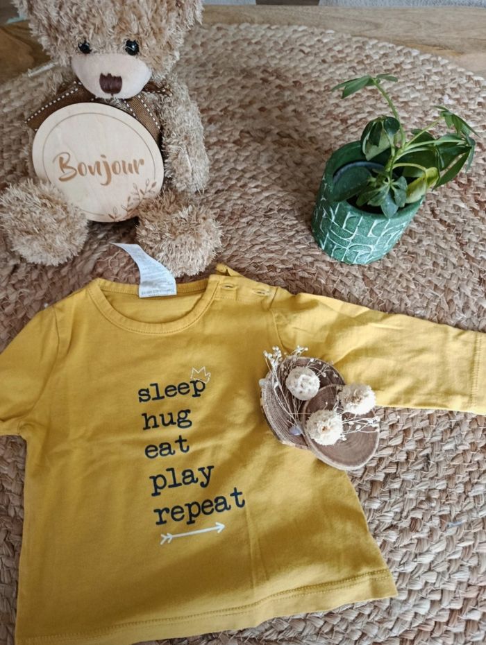 Tee shirt