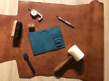 porte-passeport cuir fait main