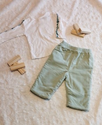 Ensemble pantalon t shirt