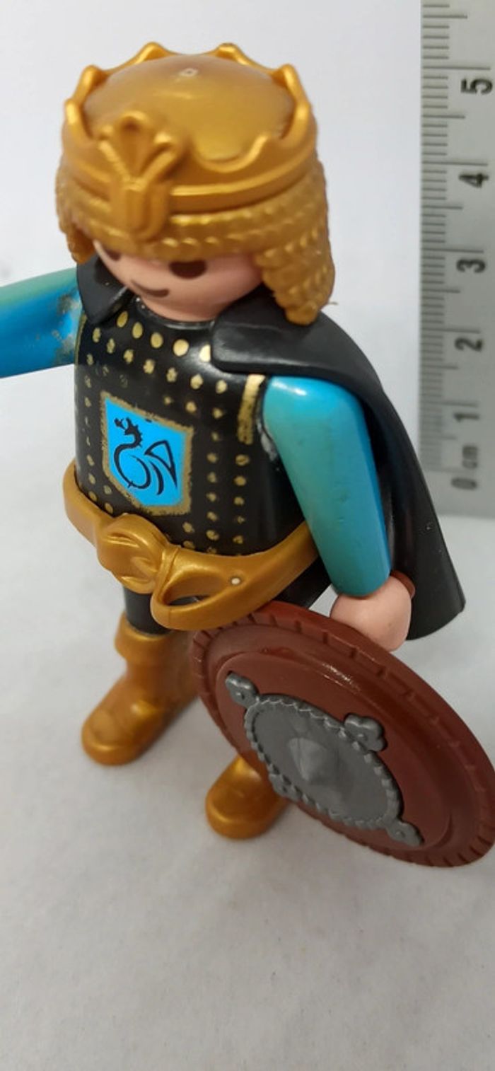 Homme prince médiéval avec haut noir et bleu playmobil - photo numéro 3