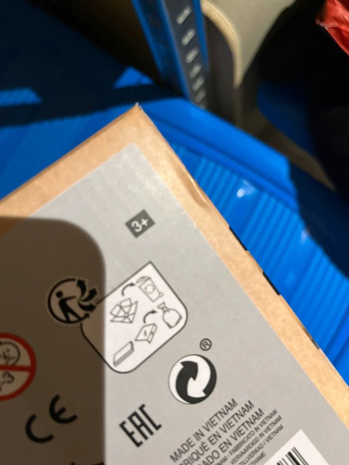 Funko Pop MAD Hatter at the tea party attraction - Alice au pays des merveilles - photo numéro 7