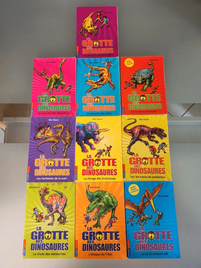 Lot de Livres Enfants La grotte des dinosaures