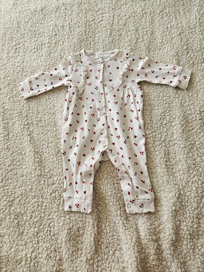 Lot de vêtements taille 6 mois. - photo numéro 8