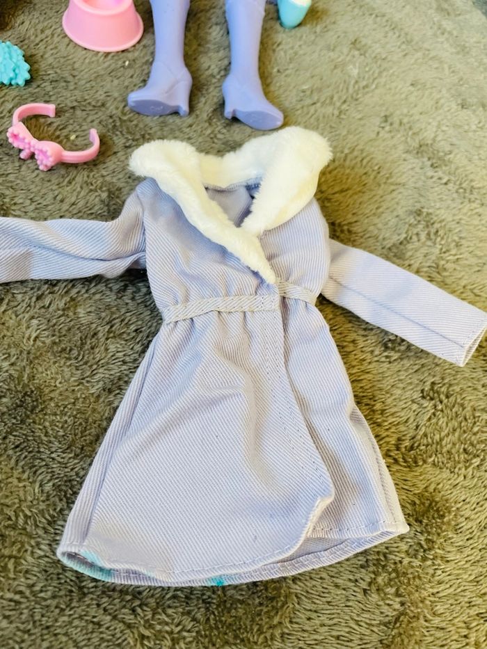 Barbie Color reveal hiver - photo numéro 8