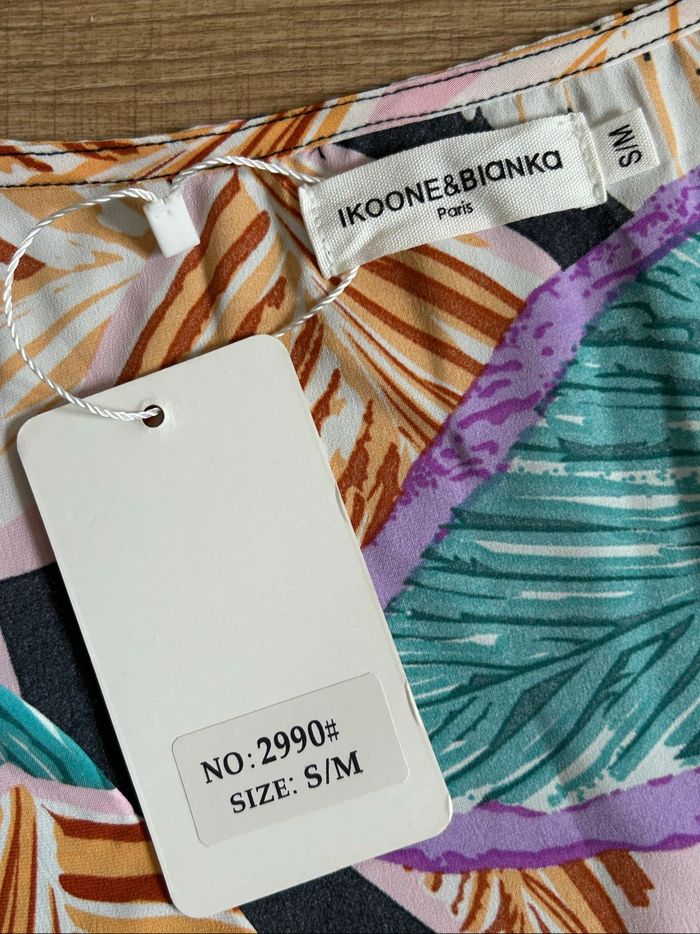 Robe imprimée neuve sans manches Ikoone & Bianka taille S/M - photo numéro 9