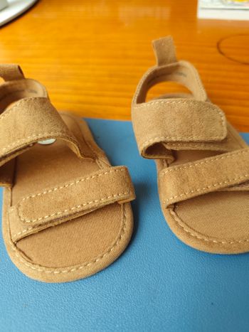 Chaussure bébé 6/9mois