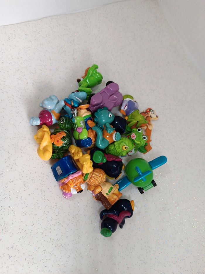 Kinder Ferrero figurine Figure dino lion grenouille requin pingouin tortue hippopotame crocos - photo numéro 12