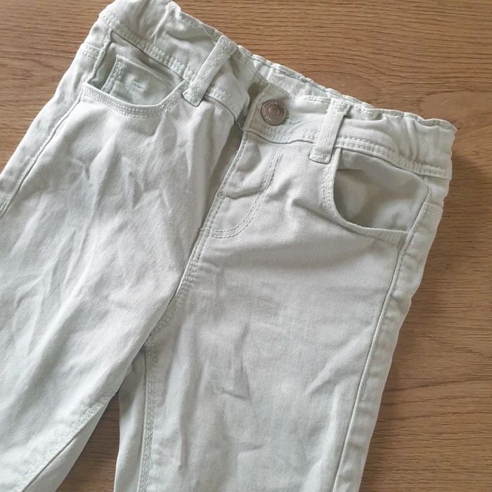 🩷 Pantacourt Skinny 4 ans Kiabi #emyfleury_4ansfille - photo numéro 4