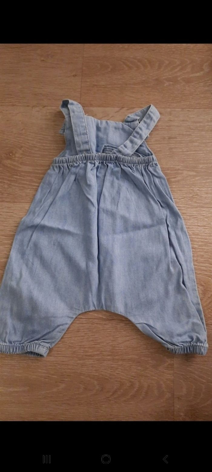 Salopette fille 1 mois kiabi - photo numéro 2