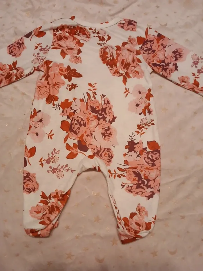 Pyjama fin - photo numéro 4