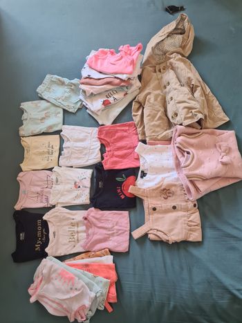 Lot 12 mois fille
