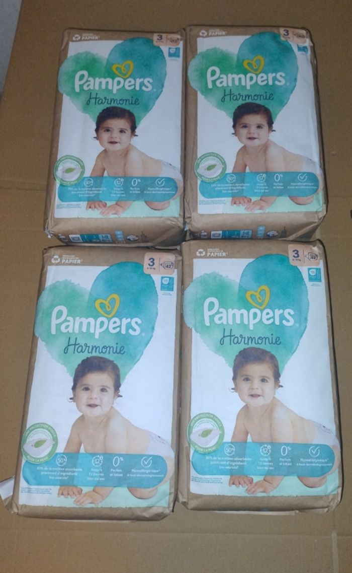 Pampers harmony (4 x 42 couches)6-10 kg taille 3