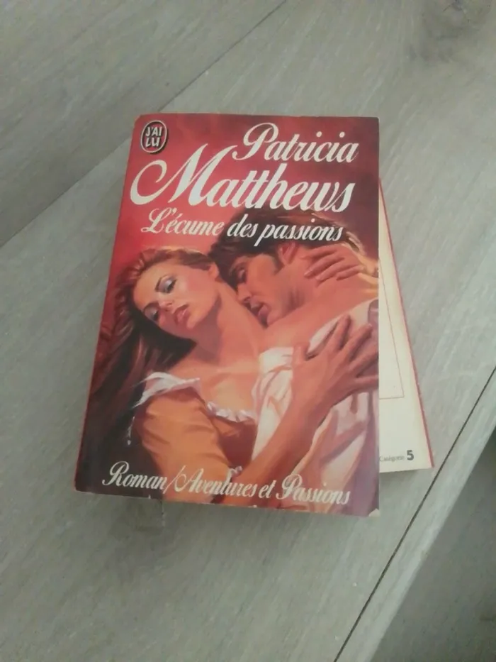 2 romans de Patricia matthews - photo numéro 4