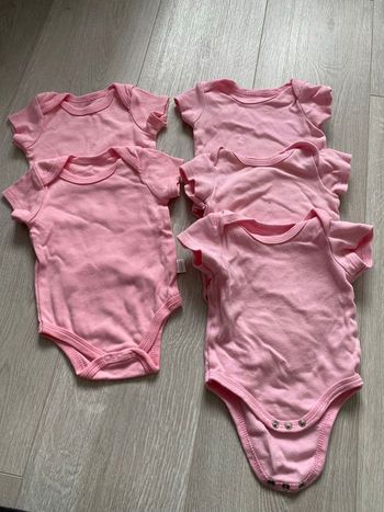 Bodies fille 3 mois