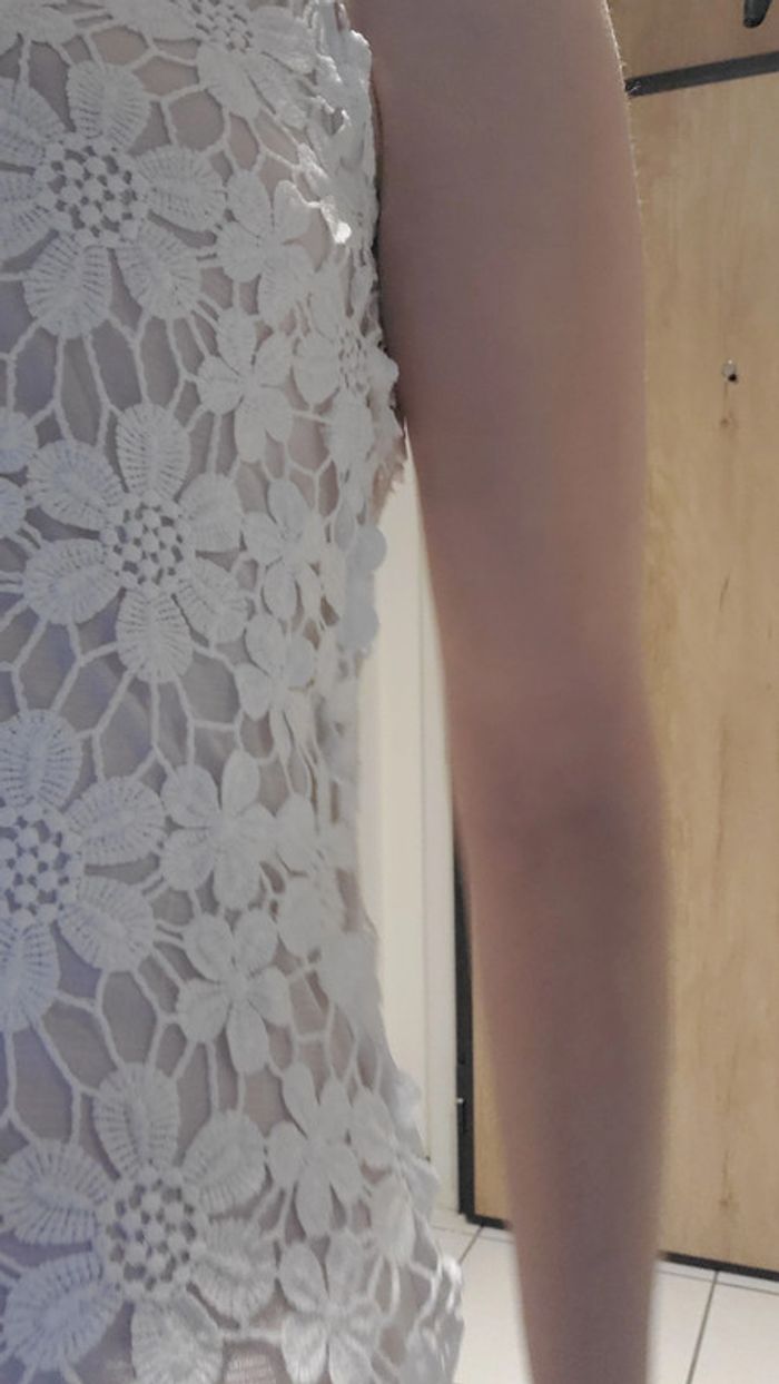 Jolie robe d'été taille M - photo numéro 2