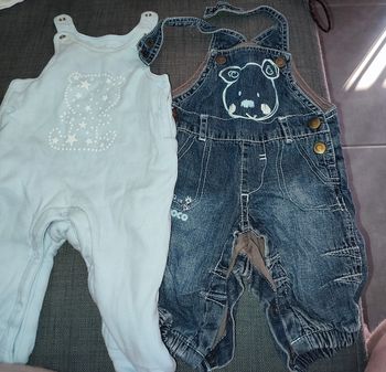 2 Salopette taille 1 mois