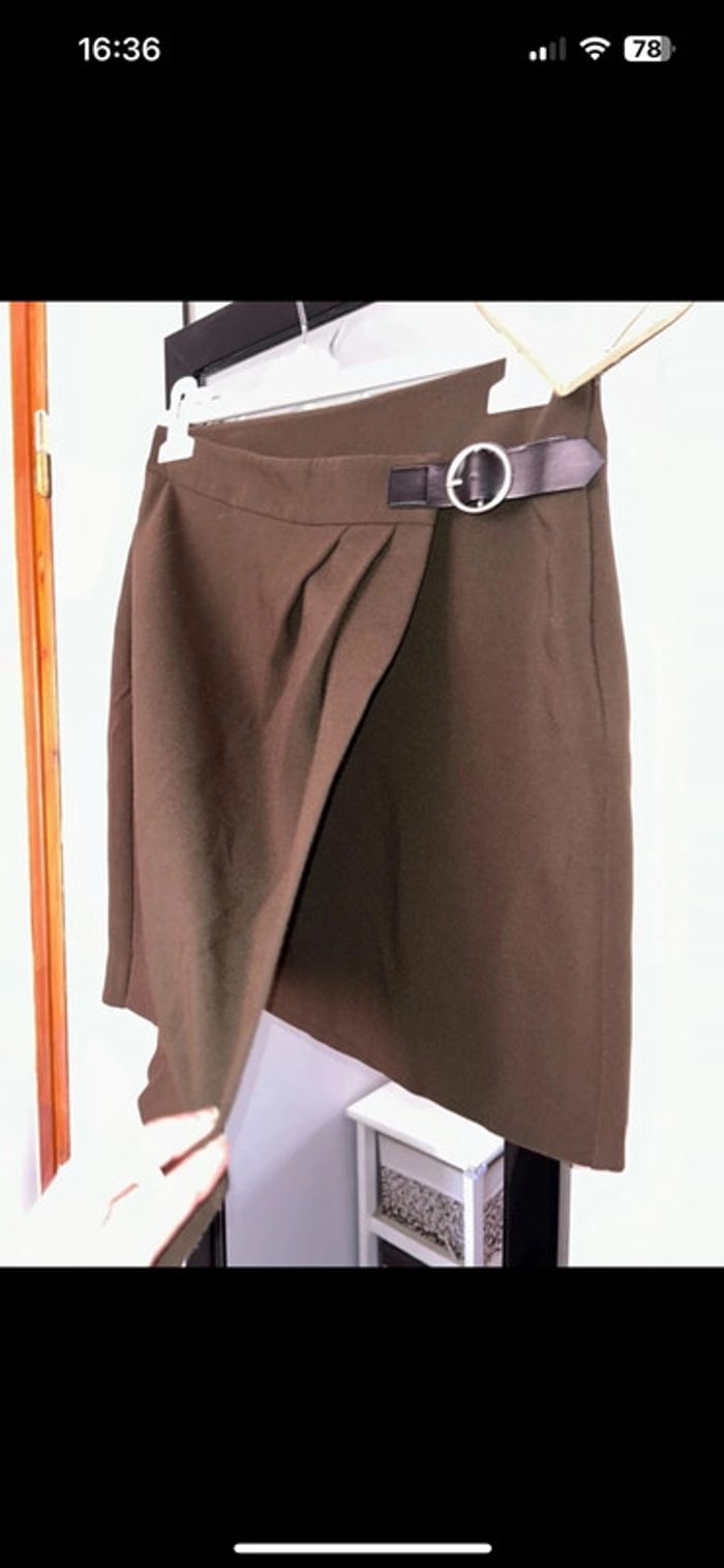 Jupe kaki Camaïeu taille M 38 - photo numéro 3